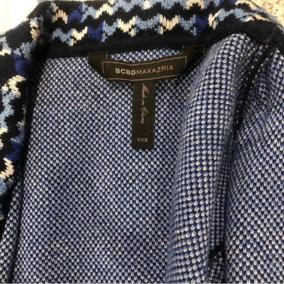 BCBGMaxAzria Jinelle Blue and White Patterned Cardigan Sweater EUC - Picture 4 of 5